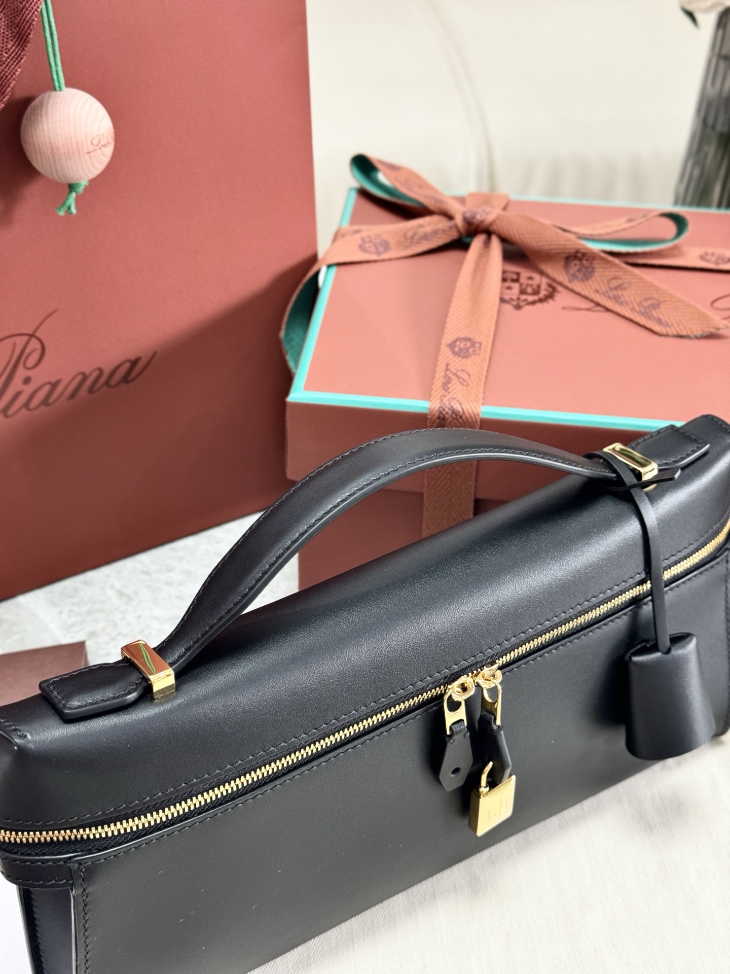 Loro Piana Extra Clutch L29 14