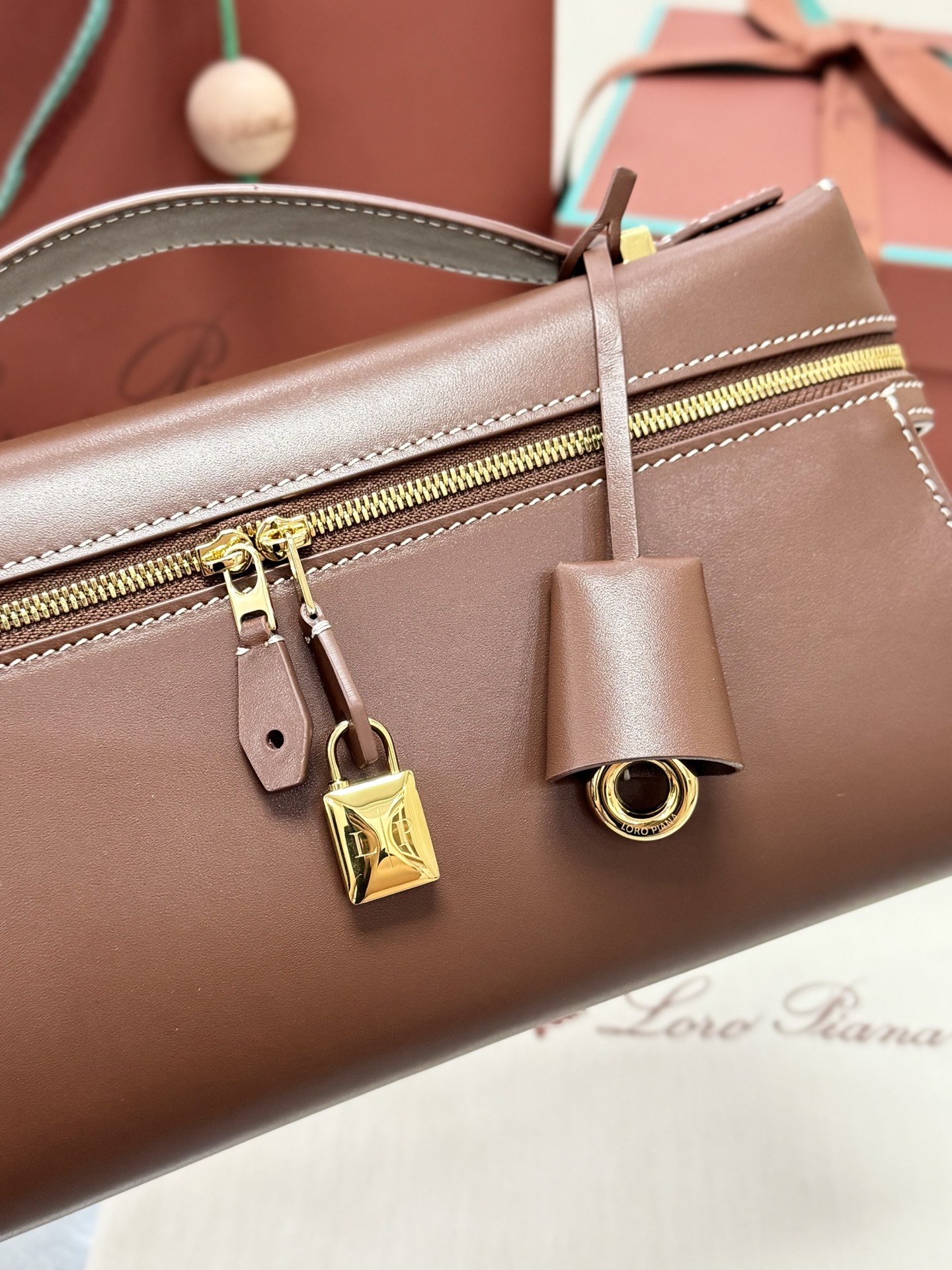 Loro Piana Extra Clutch L29 23