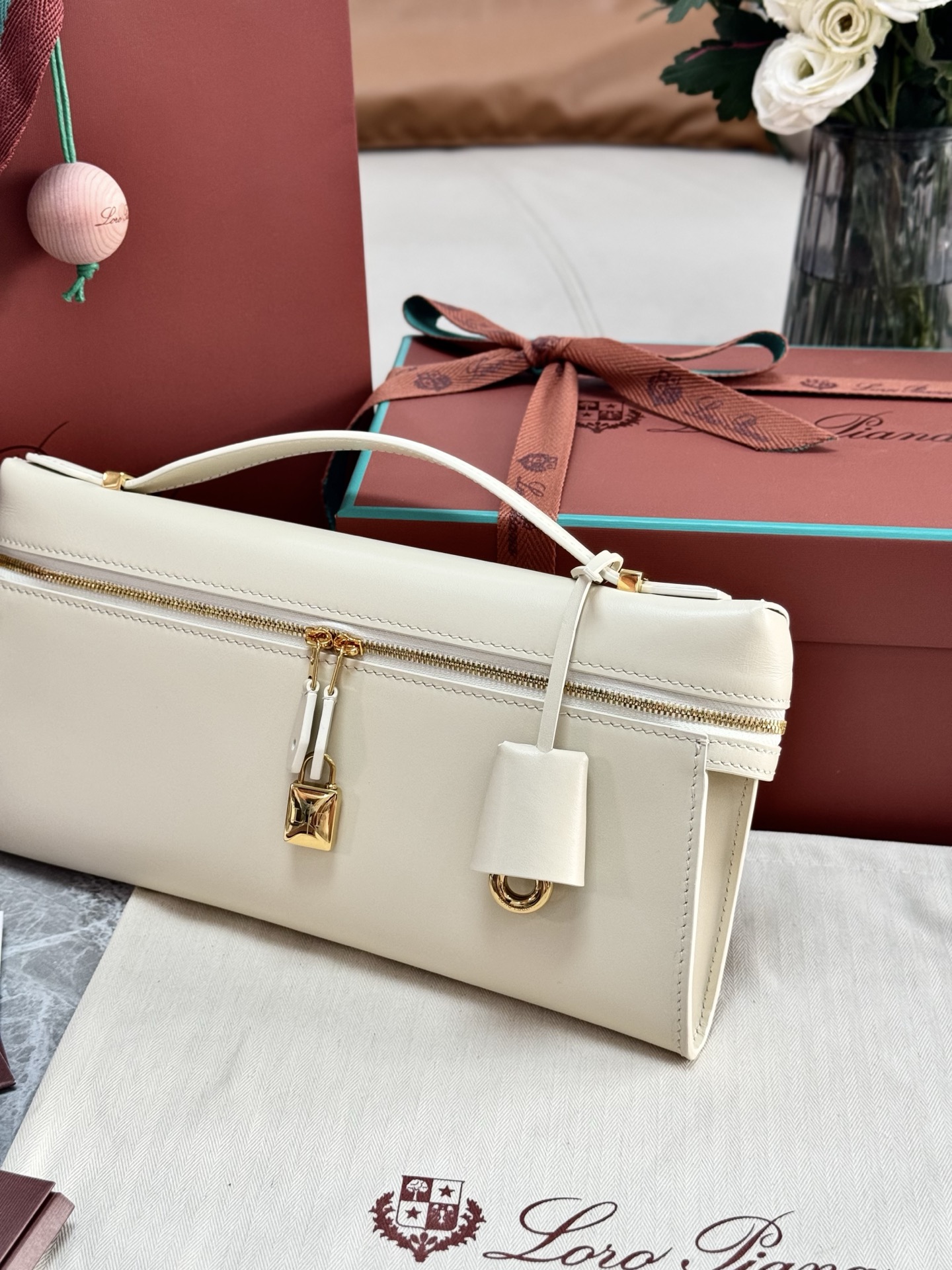 Loro Piana Extra Clutch L29 30