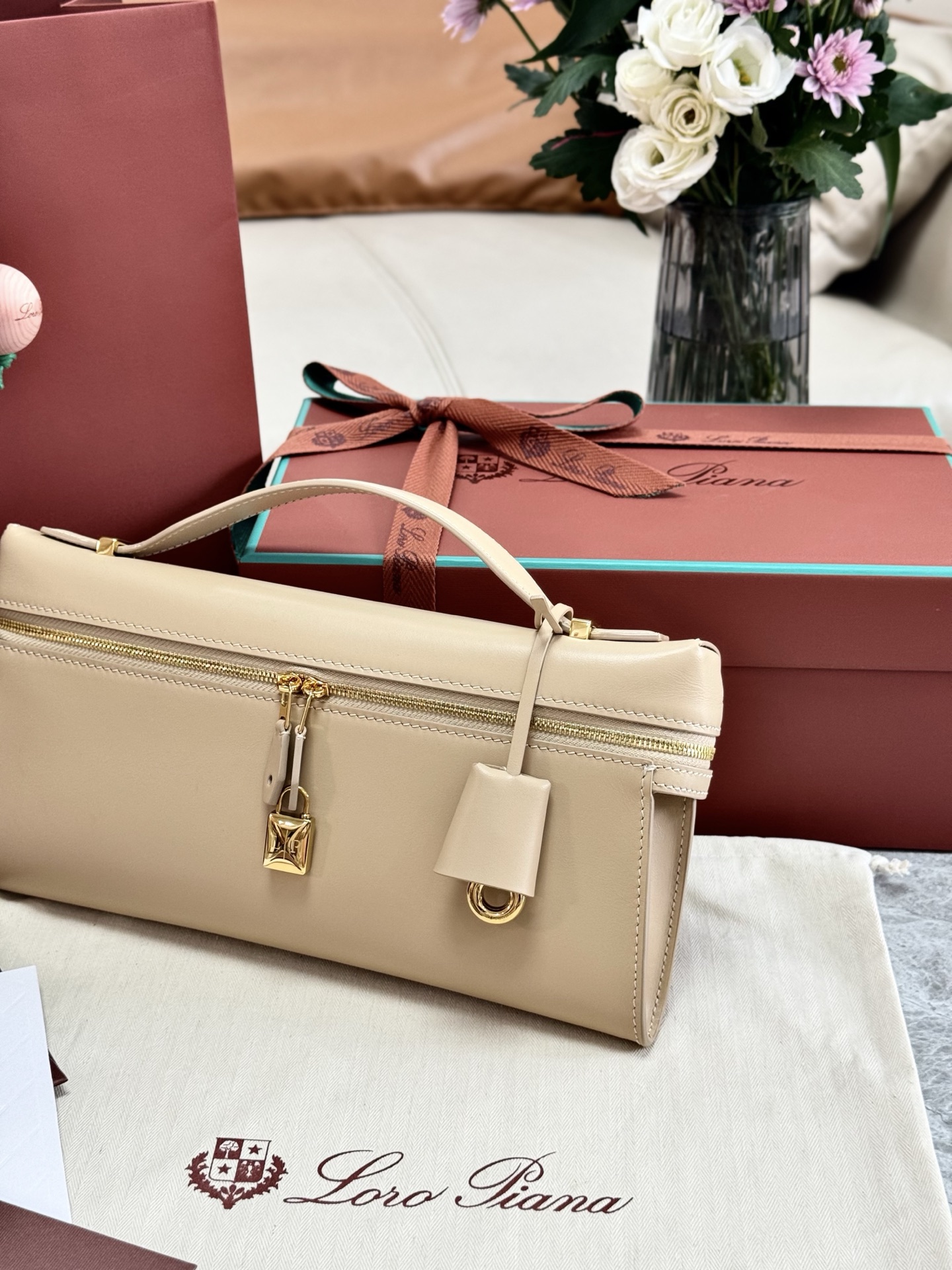 Loro Piana Extra Clutch L29 37