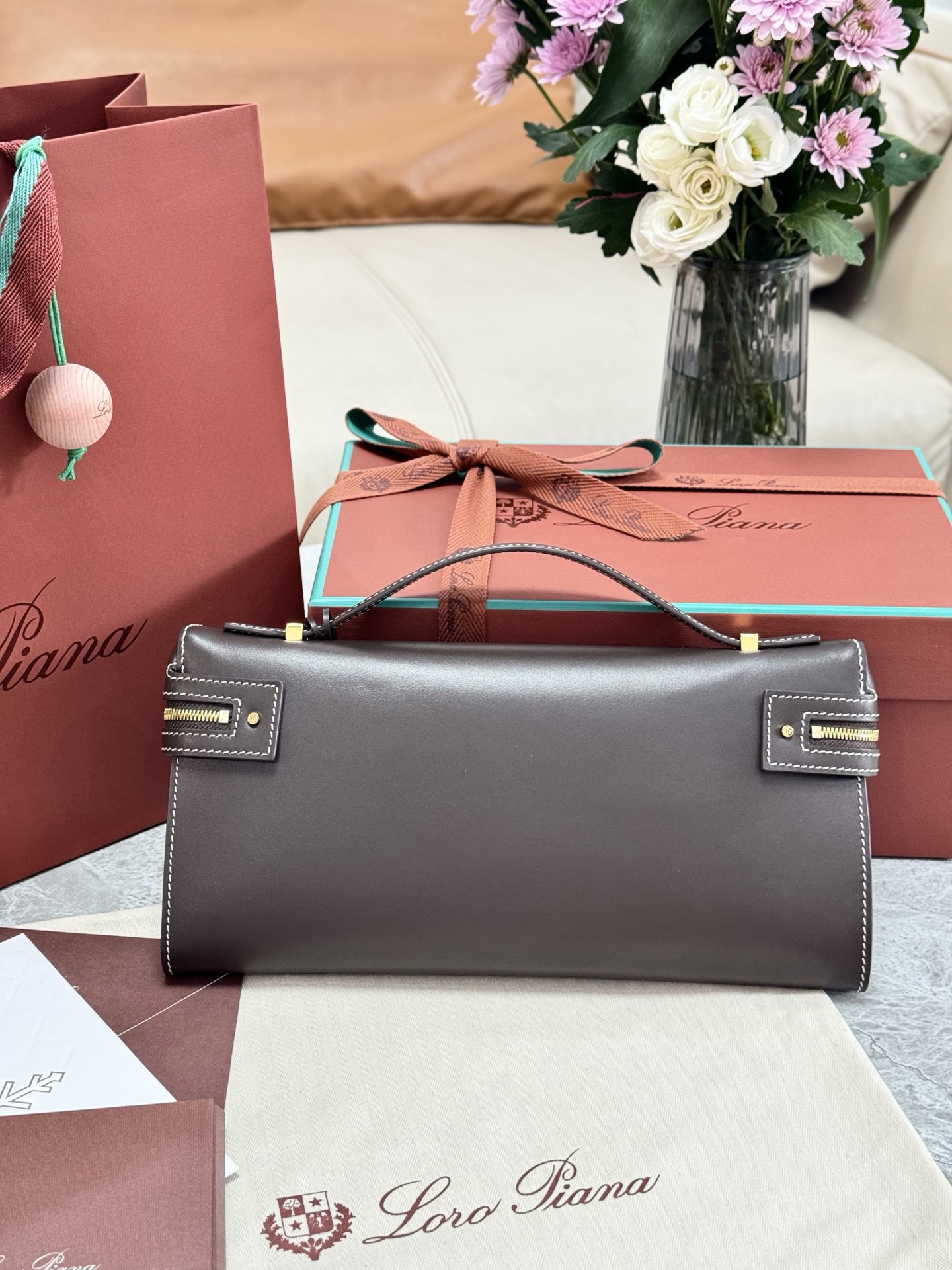 Loro Piana Extra Clutch L29 42