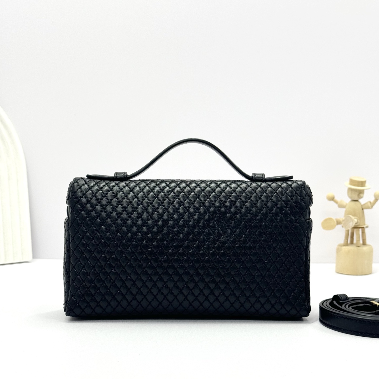 Loro Piana Extra Pocket L19 Bag in Embroidery Thread 14